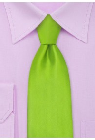 Einfarbige XXL-Krawatte grün