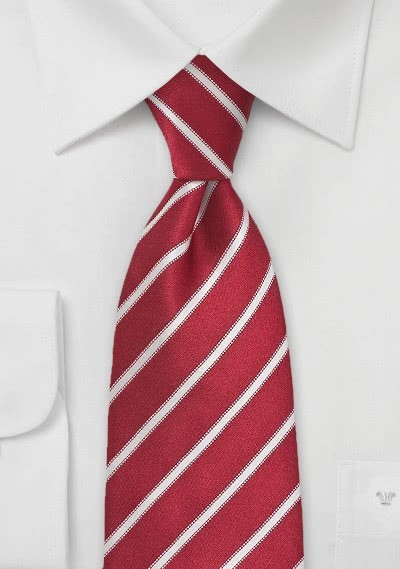 Krawatte zierliches Streifen-Dessin rot