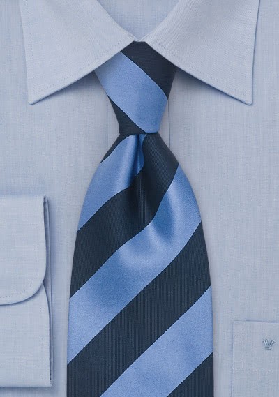Krawatte Kinder Streifenmuster hellblau marineblau