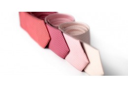 Die Krawatte mit Punkten